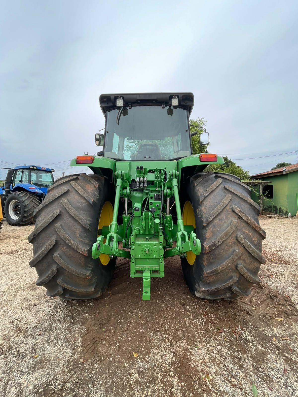 JOHN DEERE 7210J 2014 — foto 8