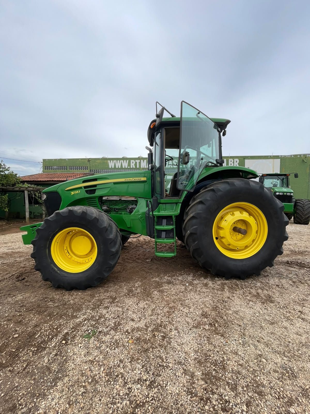 JOHN DEERE 7210J 2014 — foto 4
