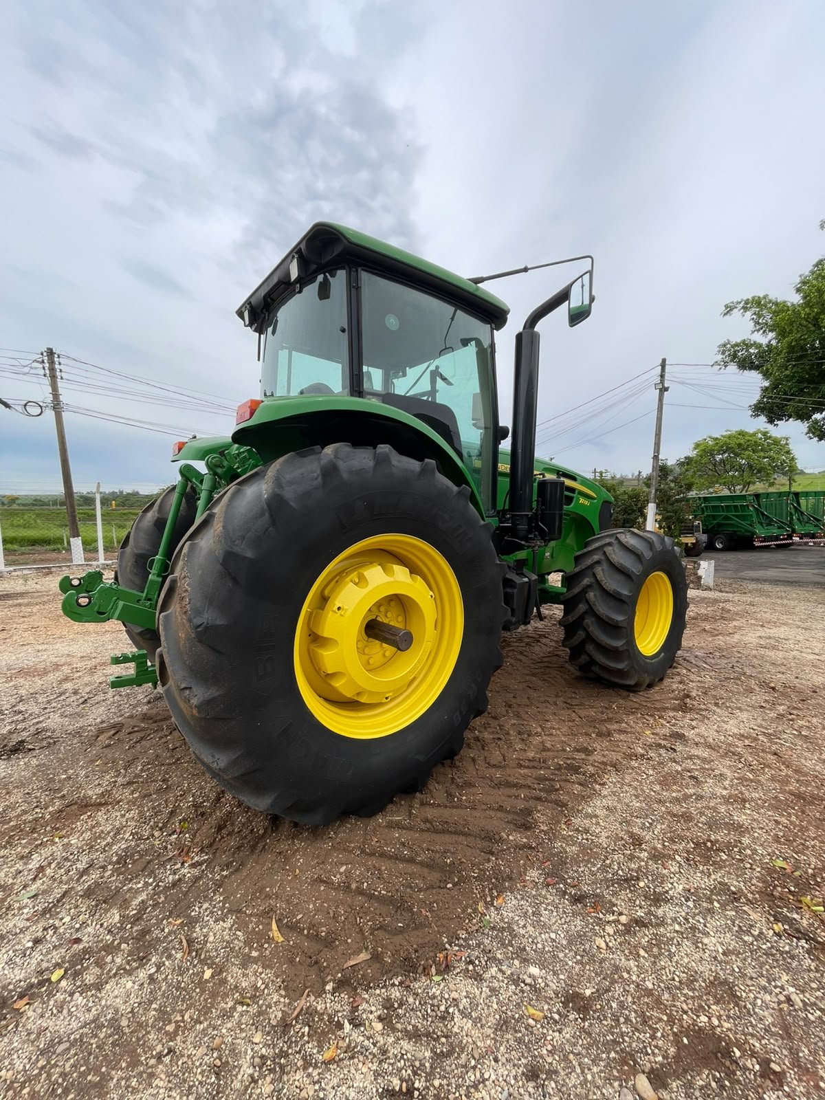 JOHN DEERE 7210J 2014 — foto 6