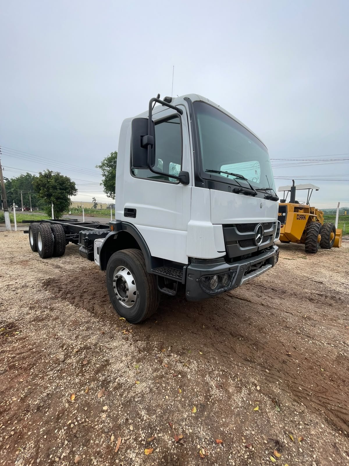 MERCEDES-BENZ ATEGO 2730 2016 — foto 5