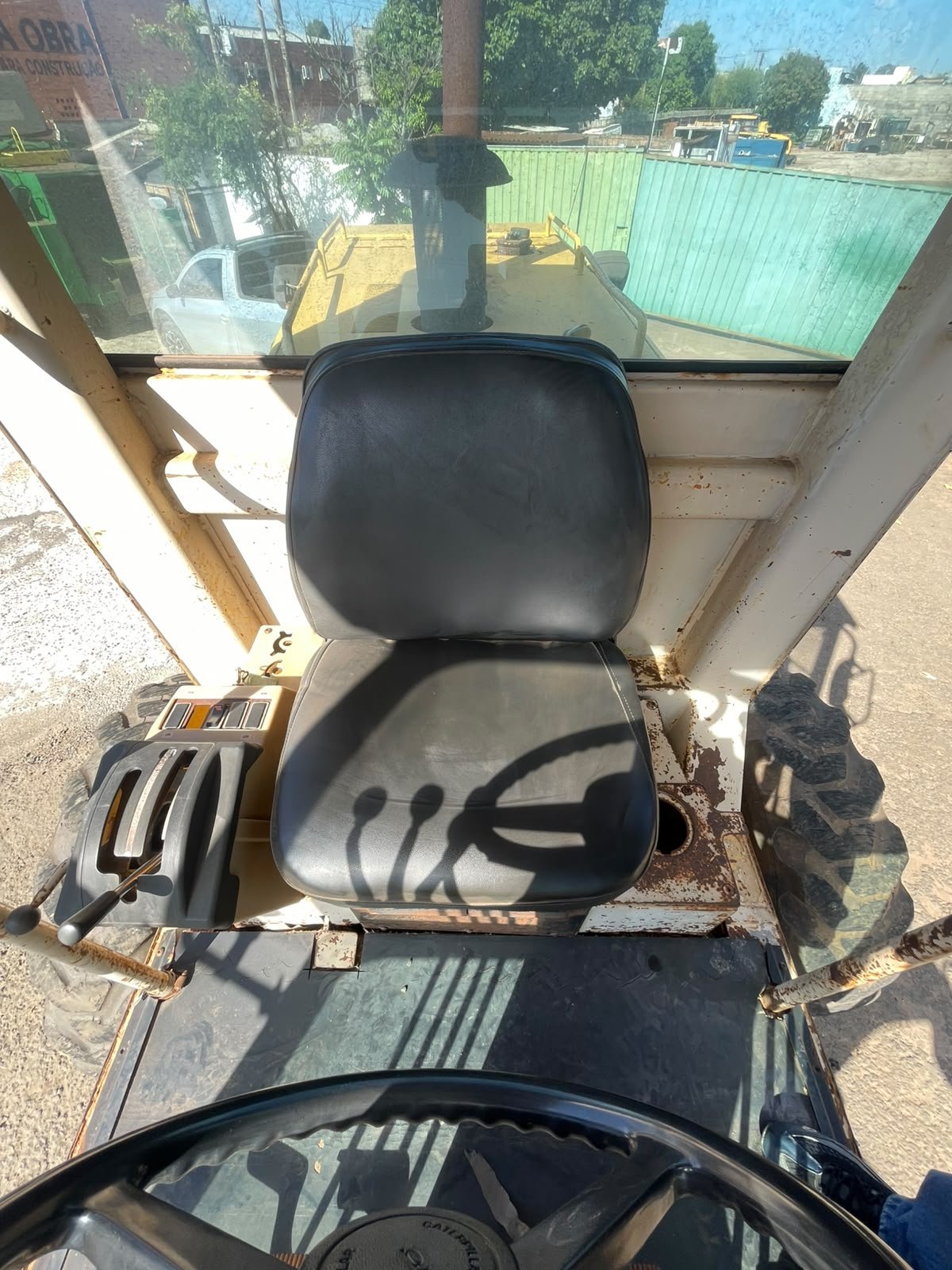 CATERPILLAR 120H 1998 — foto 32