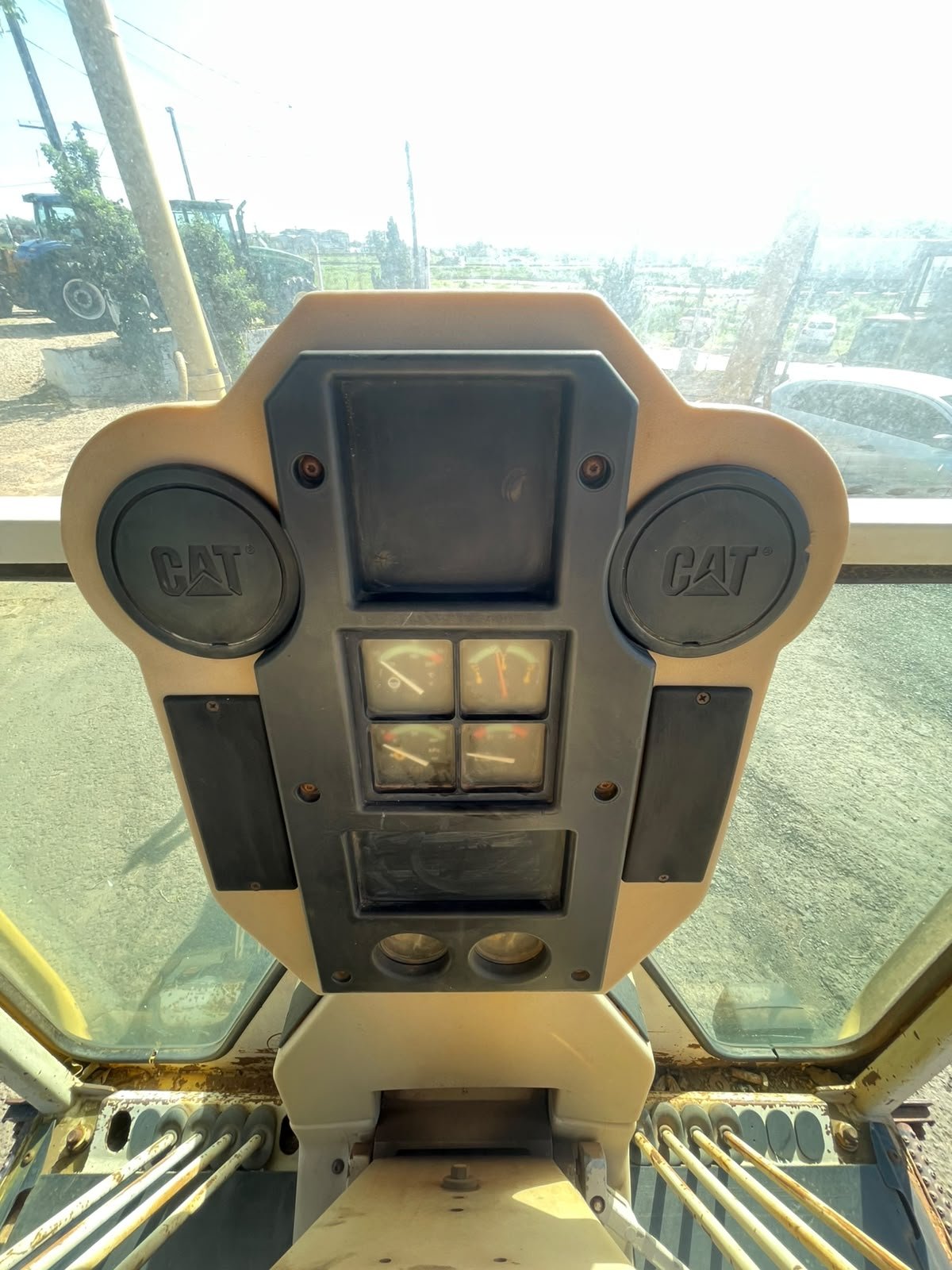 CATERPILLAR 120H 1998 — foto 21