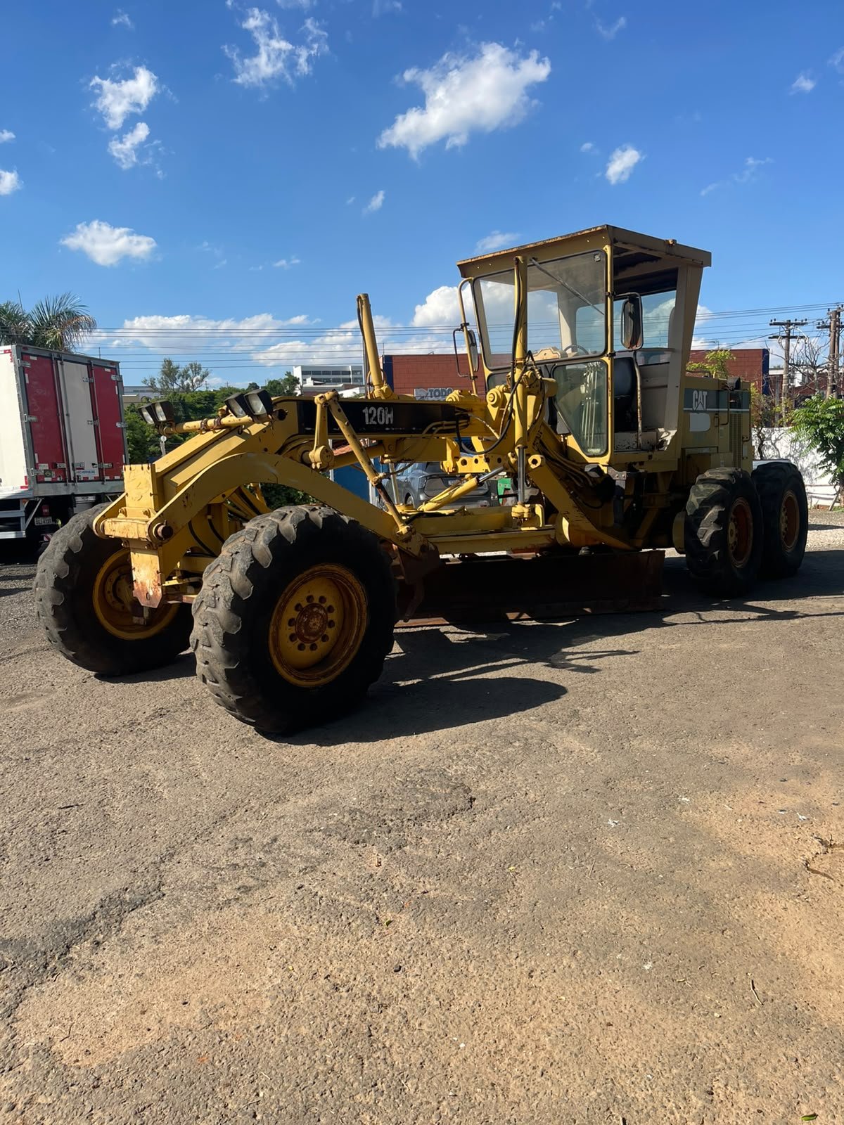 CATERPILLAR 120H 1998 — foto 3