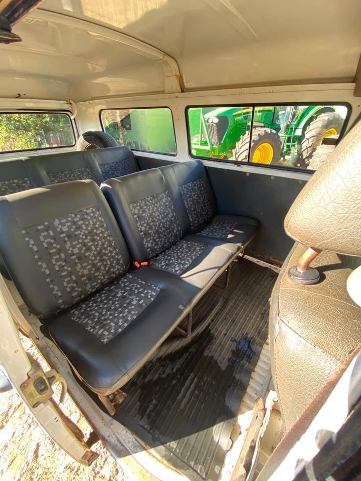 VOLKSWAGEN KOMBI 2012 — foto 11