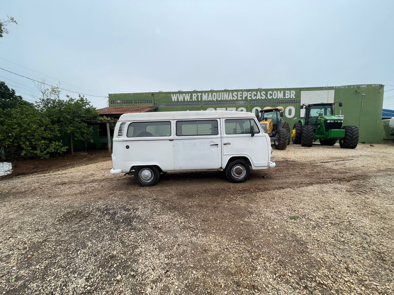 VOLKSWAGEN KOMBI 2012 — foto 4
