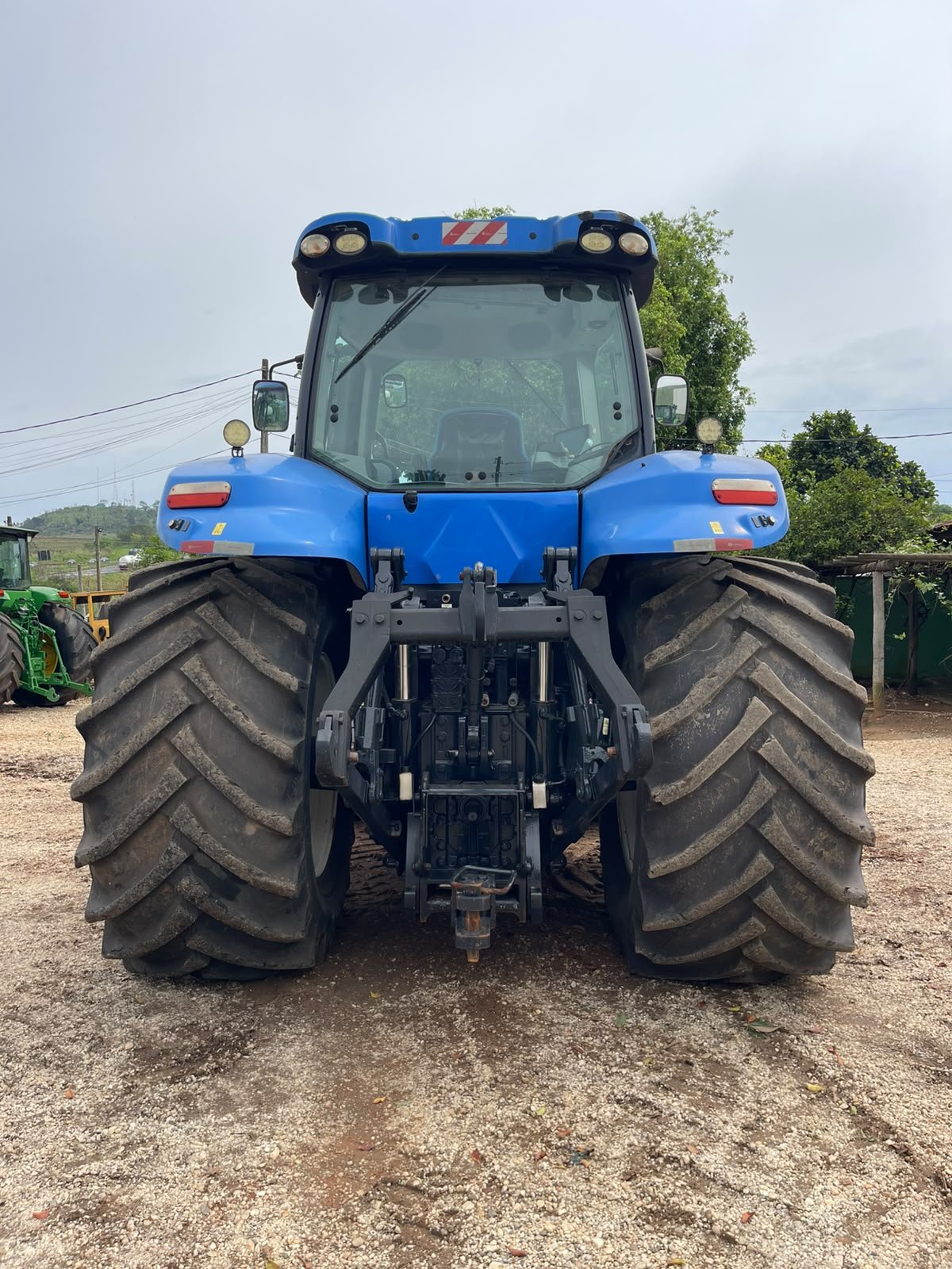 NEW HOLLAND T8.295 2017 — foto 11