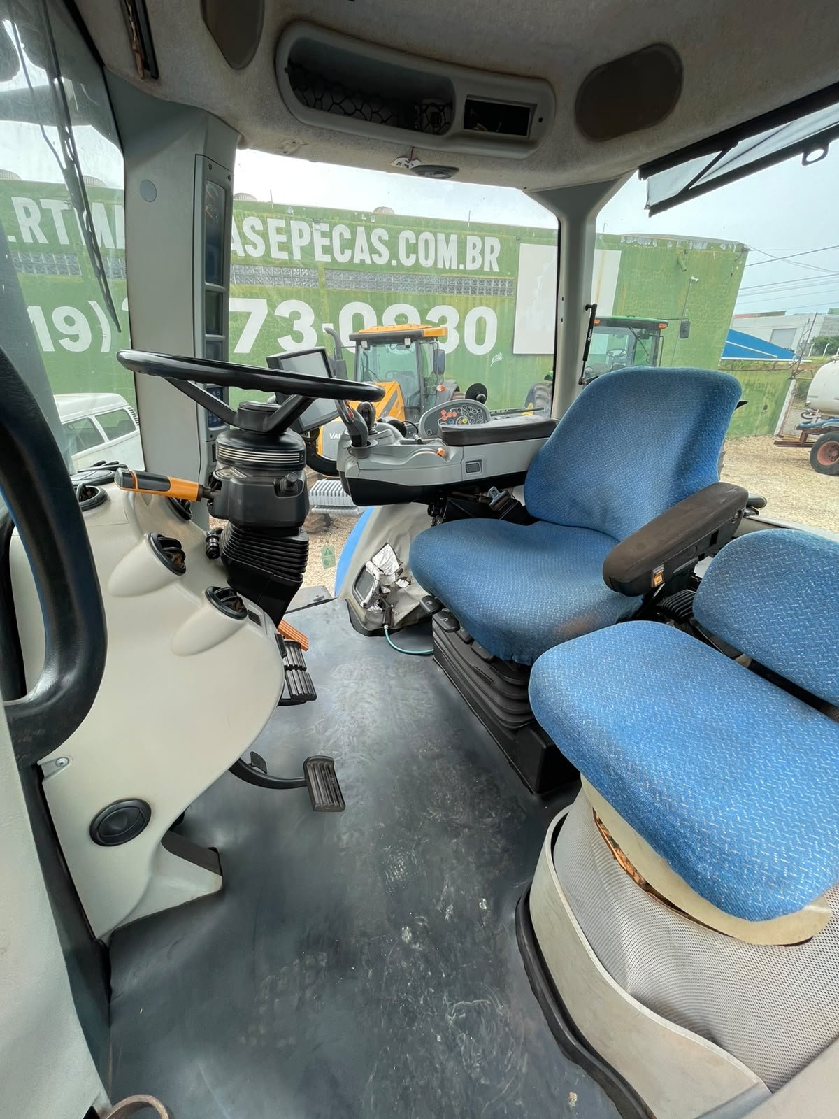 NEW HOLLAND T8.295 2017 — foto 24
