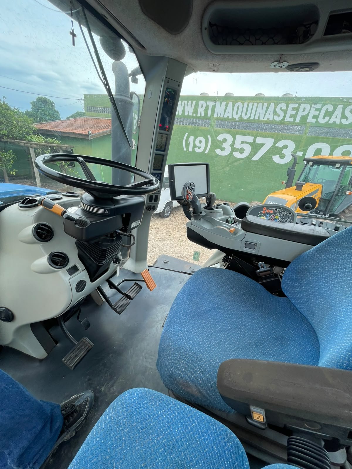 NEW HOLLAND T8.295 2017 — foto 26