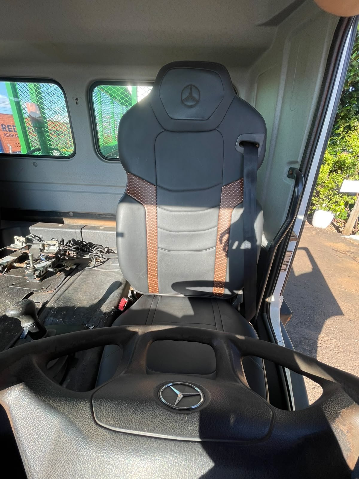 MERCEDES-BENZ ATEGO 2730 2016 — foto 26