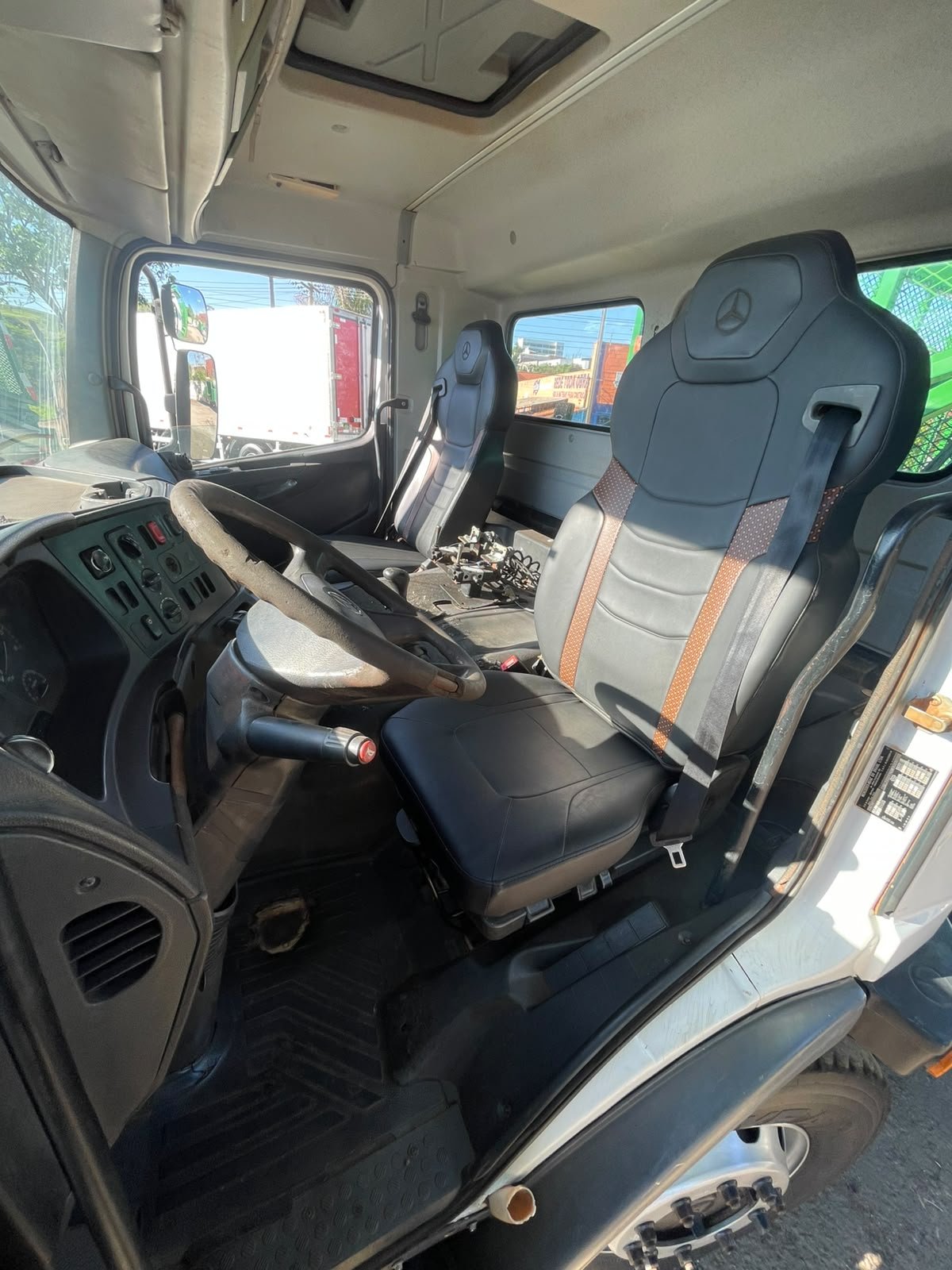 MERCEDES-BENZ ATEGO 2730 2016 — foto 49