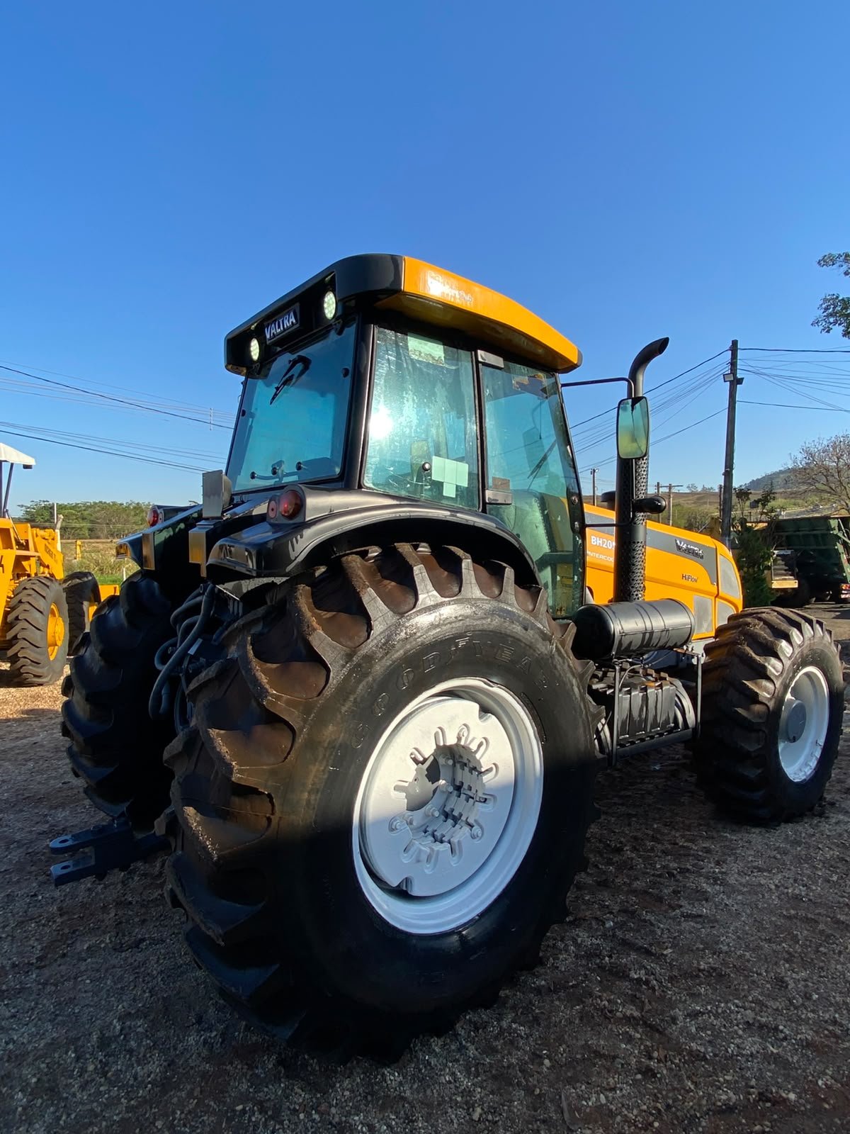 VALTRA BH205 2012 — foto 7