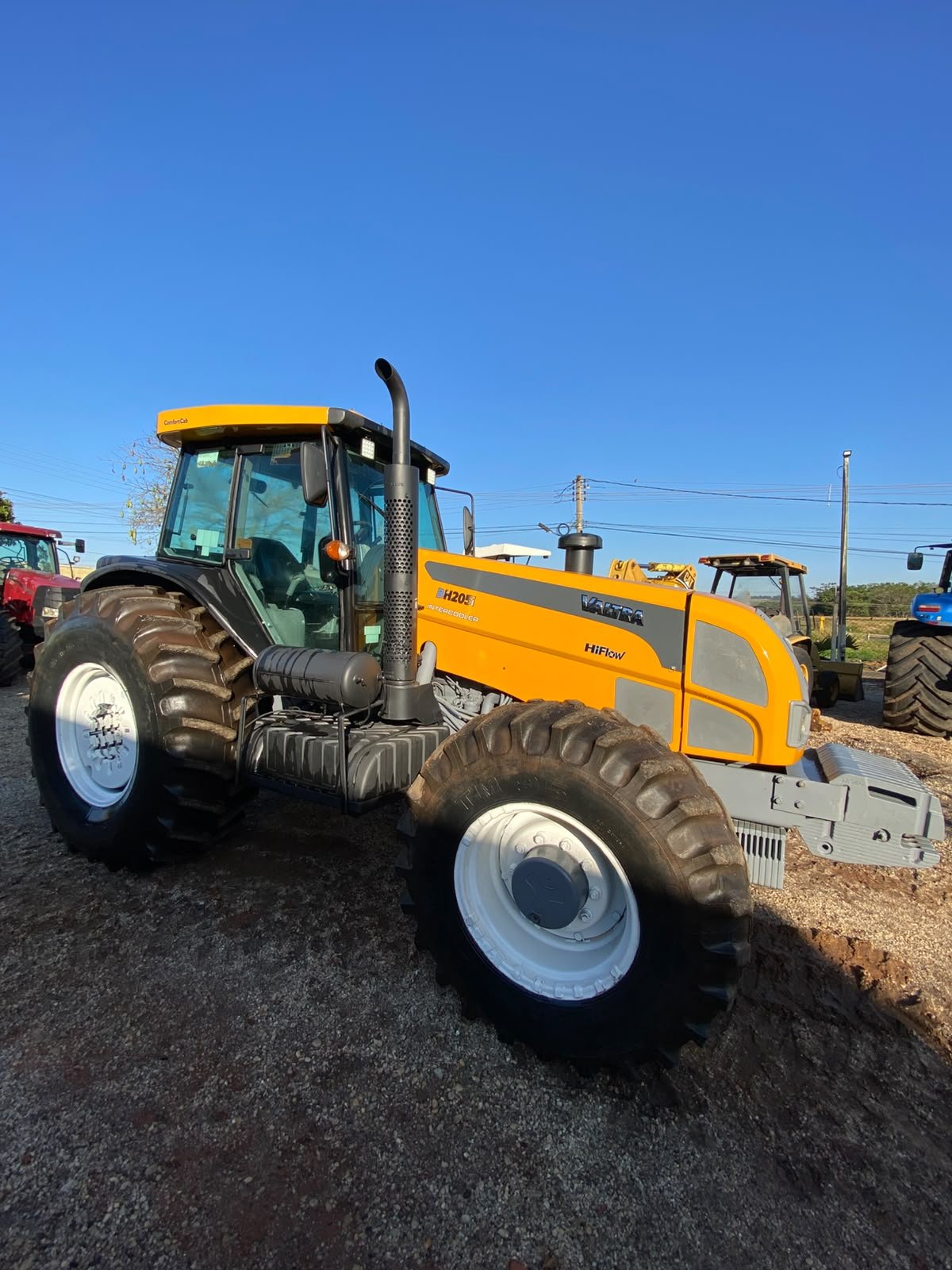 VALTRA BH205 2012 — foto 8