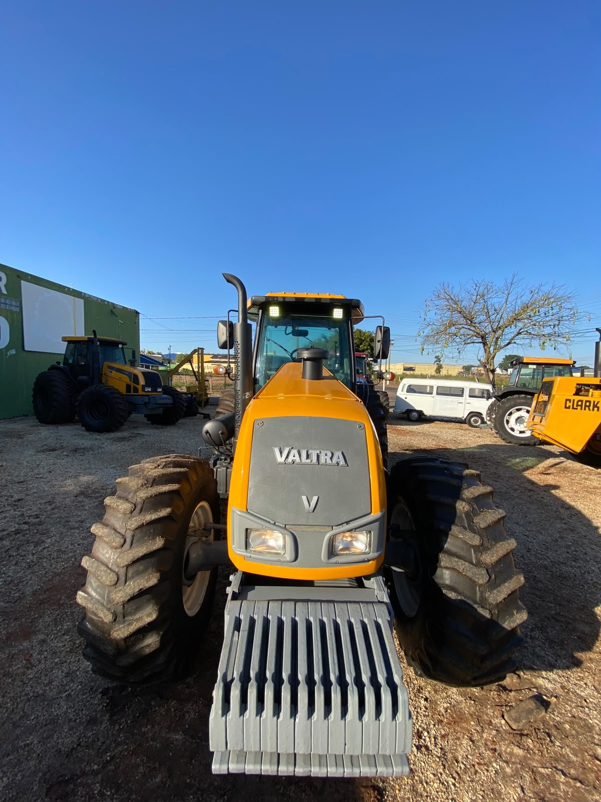 VALTRA BH205 2012 — foto 3